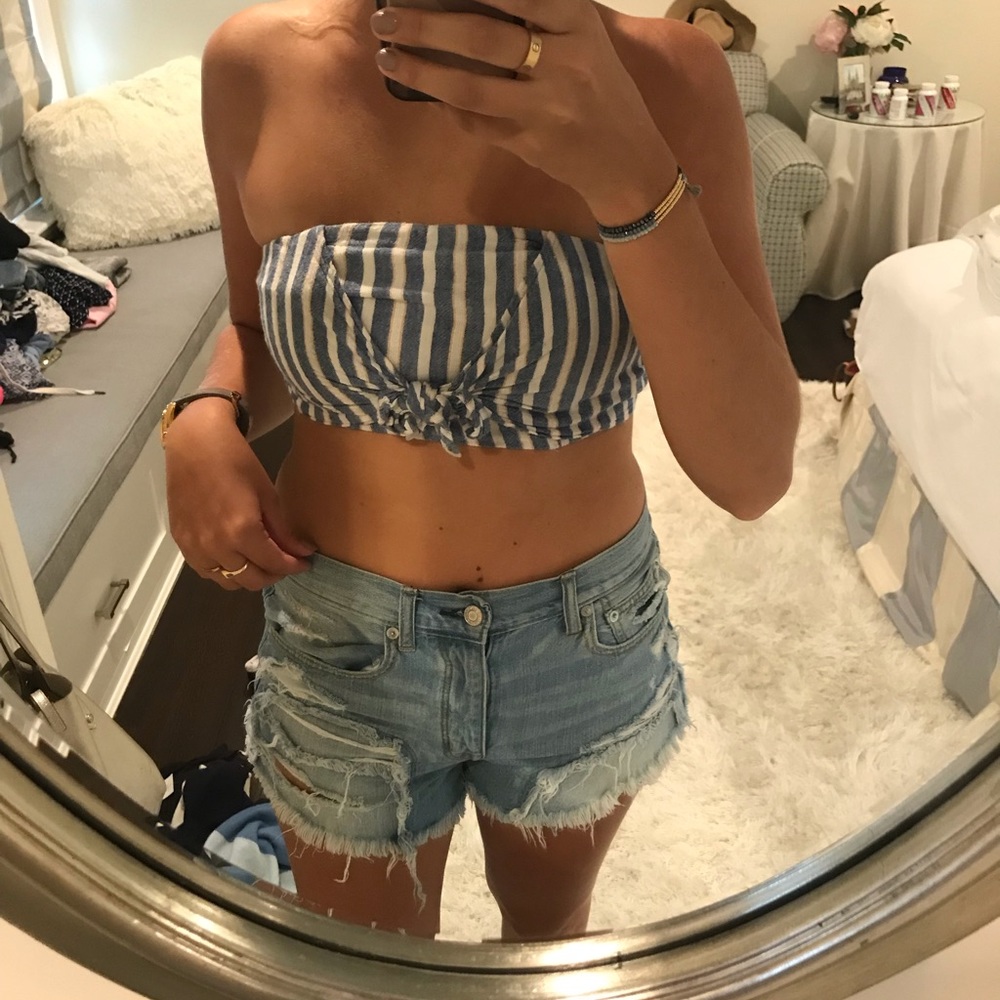 American eagle crop top